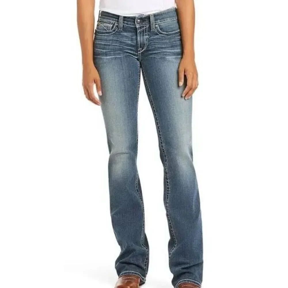 Ariat REAL 25 raw hem western cowboycore boot cut jeans